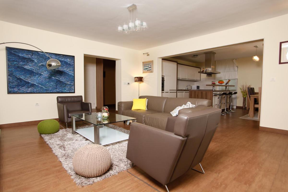 Frajona Apartments Malinska Exterior foto