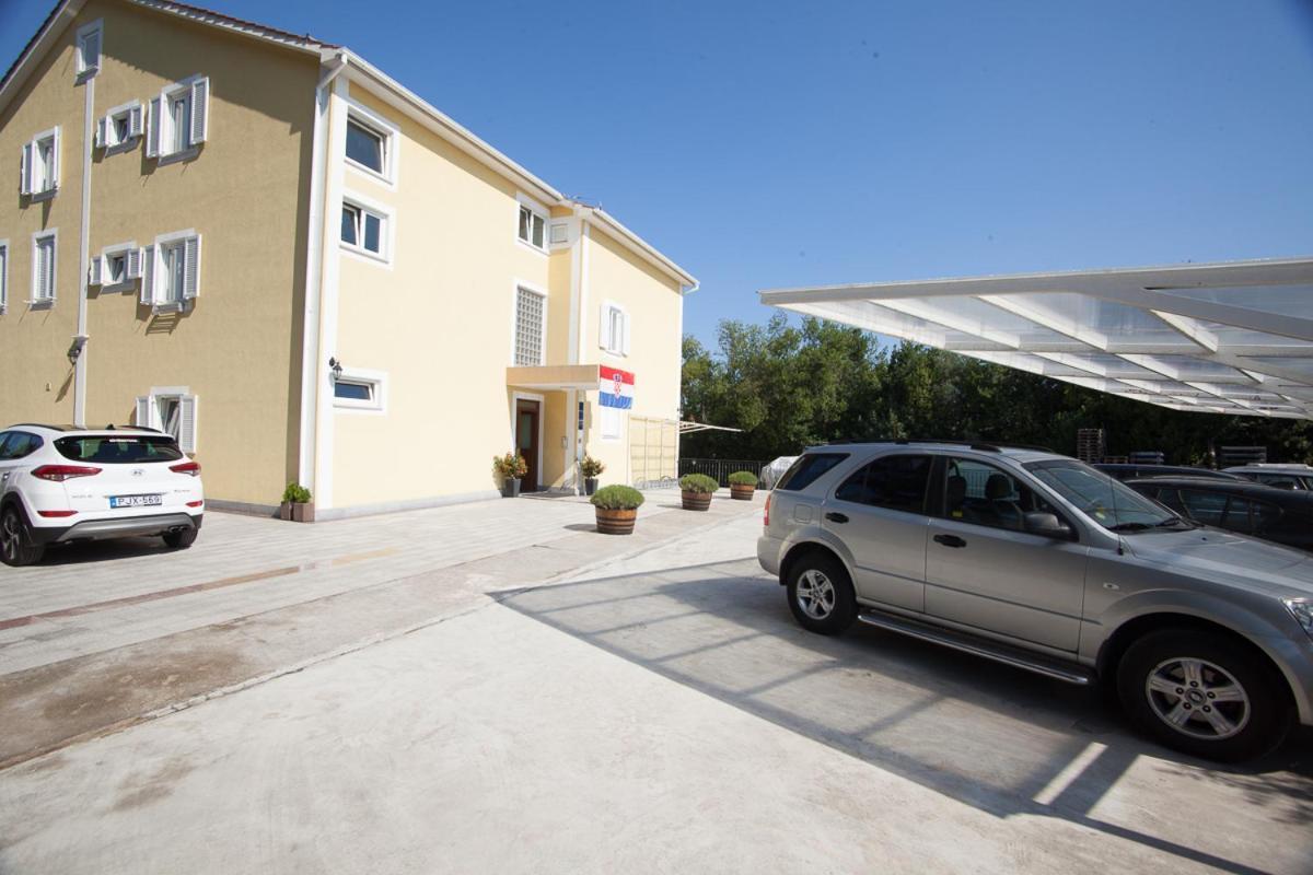 Frajona Apartments Malinska Exterior foto