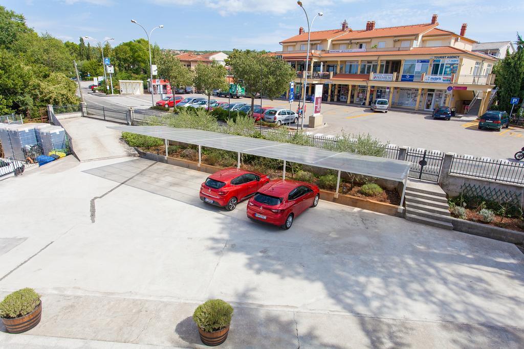 Frajona Apartments Malinska Exterior foto