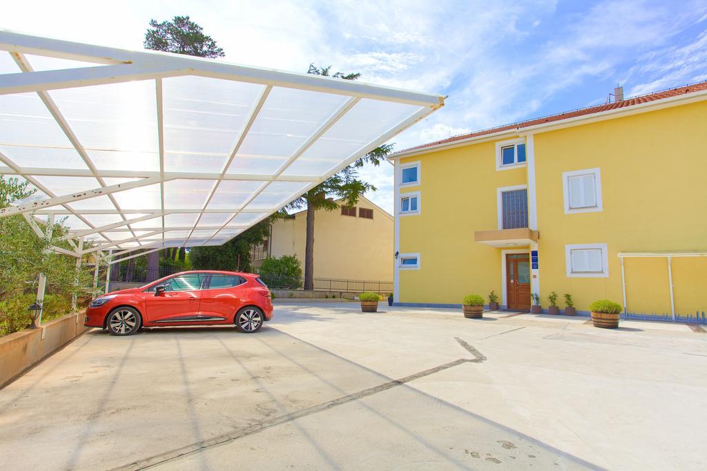 Frajona Apartments Malinska Exterior foto